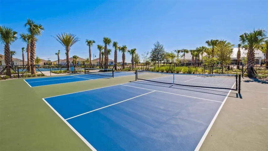 Tennis & Pickle Ball Courts