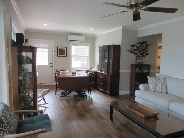 lower story living room / laminate flooring
