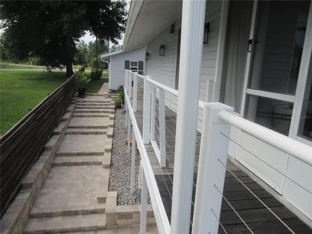 professional paver walkway