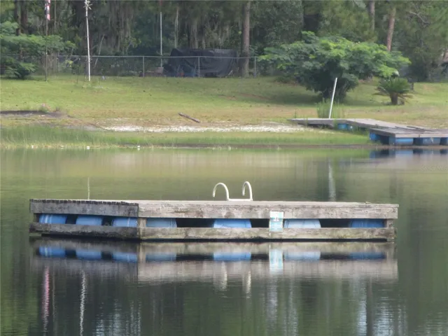 community floating dock
