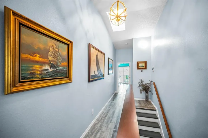 Upper level Landing (3rd floor)