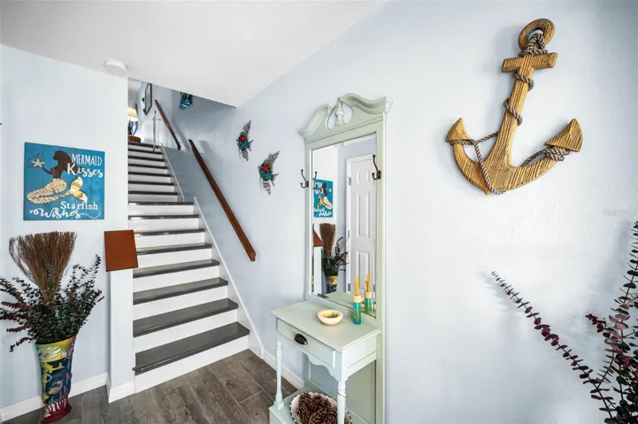 Foyer leading to the stairs to the main level