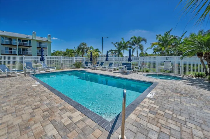 Community Heated Inground Pool & Spa