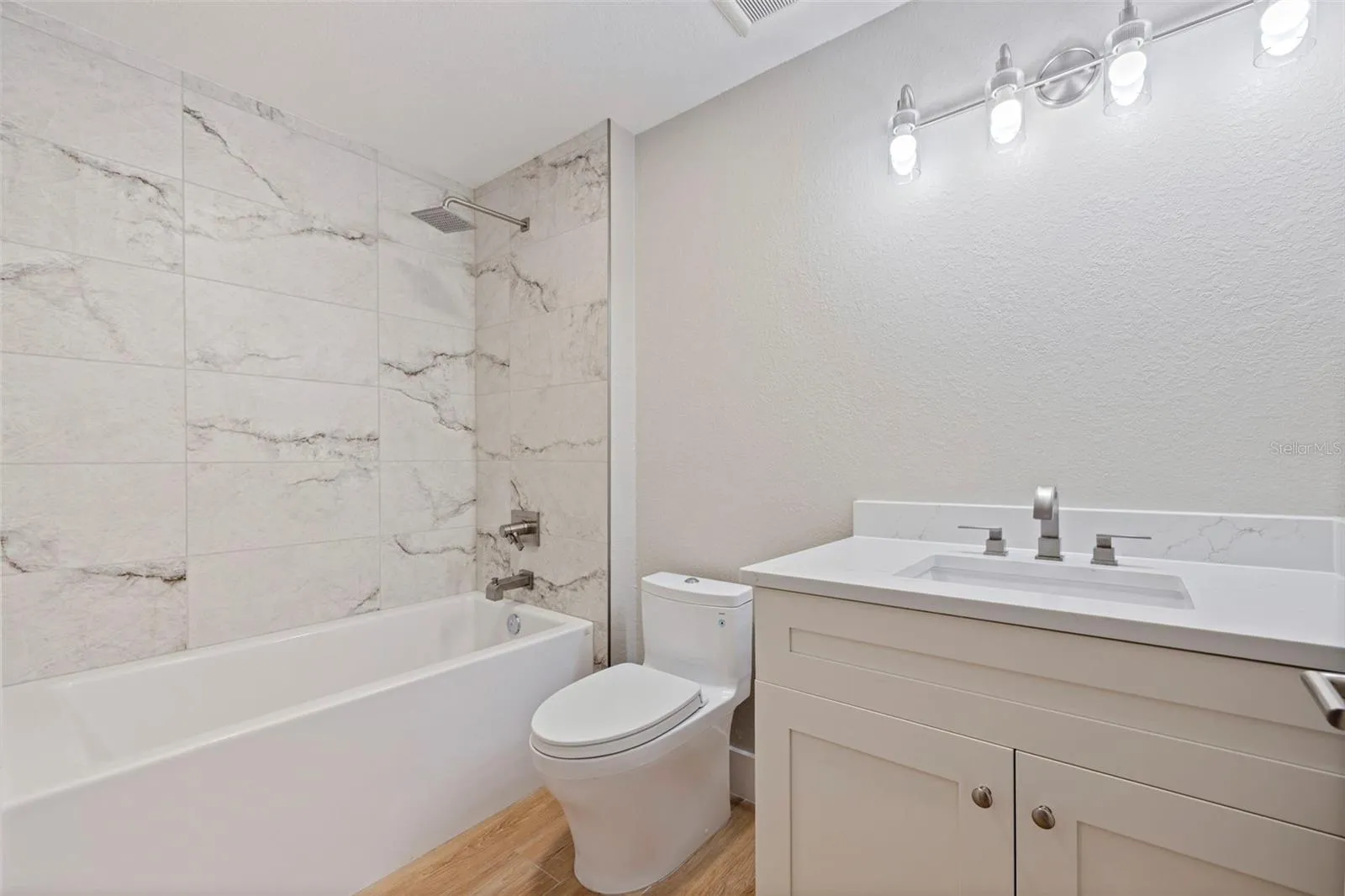 Hallway Bath off Secondary Bedroom