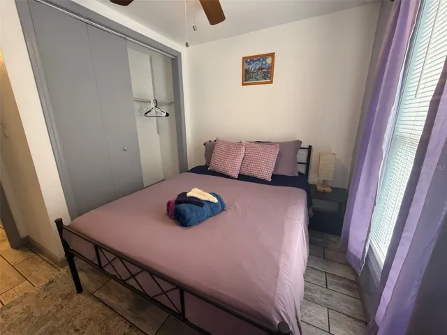 907 Wabash 3rd bed