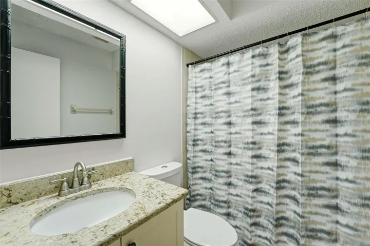 2nd Bathroom
