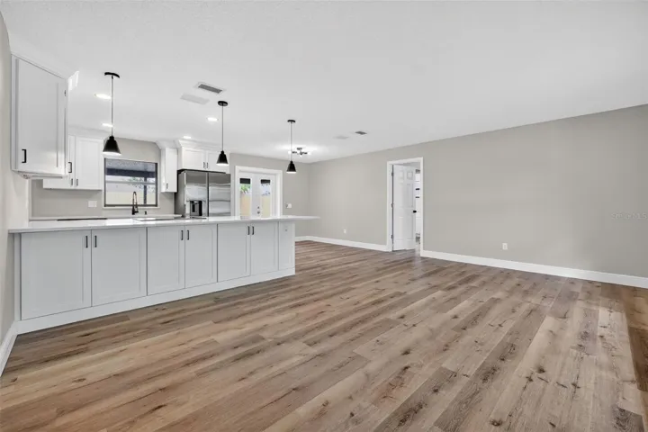 Living Room/Kitchen
