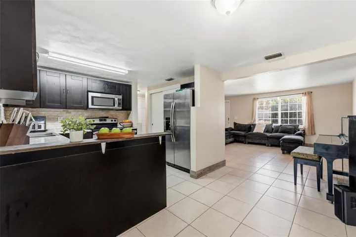 Open Space and high ceilings