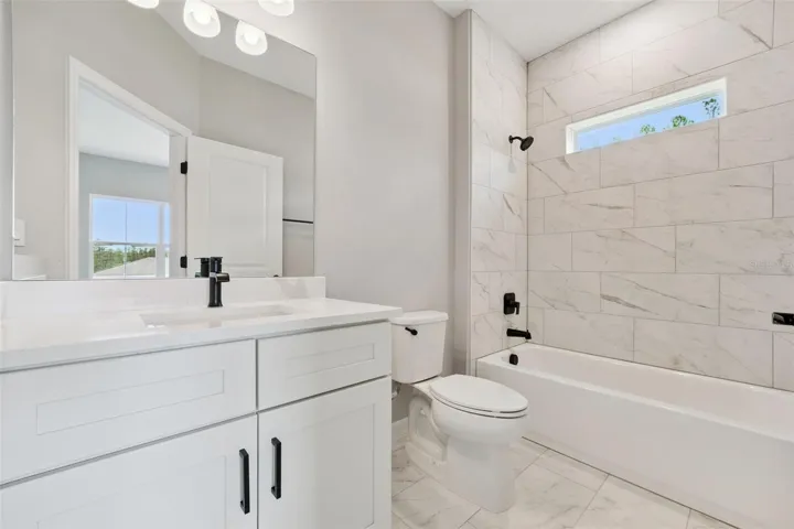 En Suite Bathroom