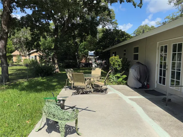 Back concrete Patio