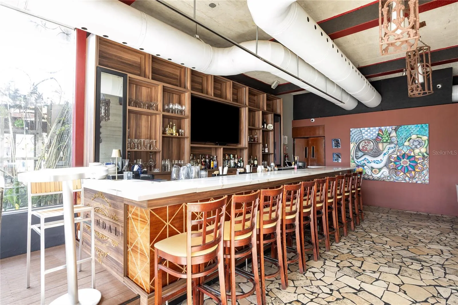 Full-service Bar