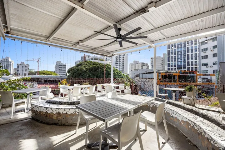 Covered Outdoor Terrace