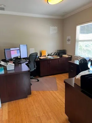 Separate Work Station