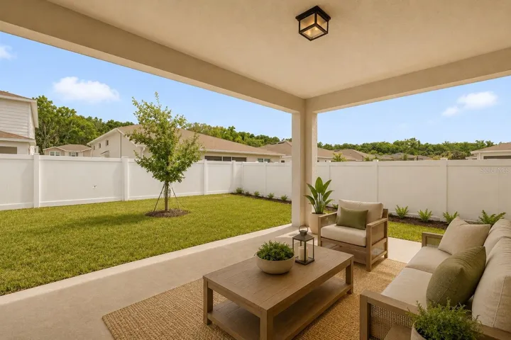 Lanai (Staged)
