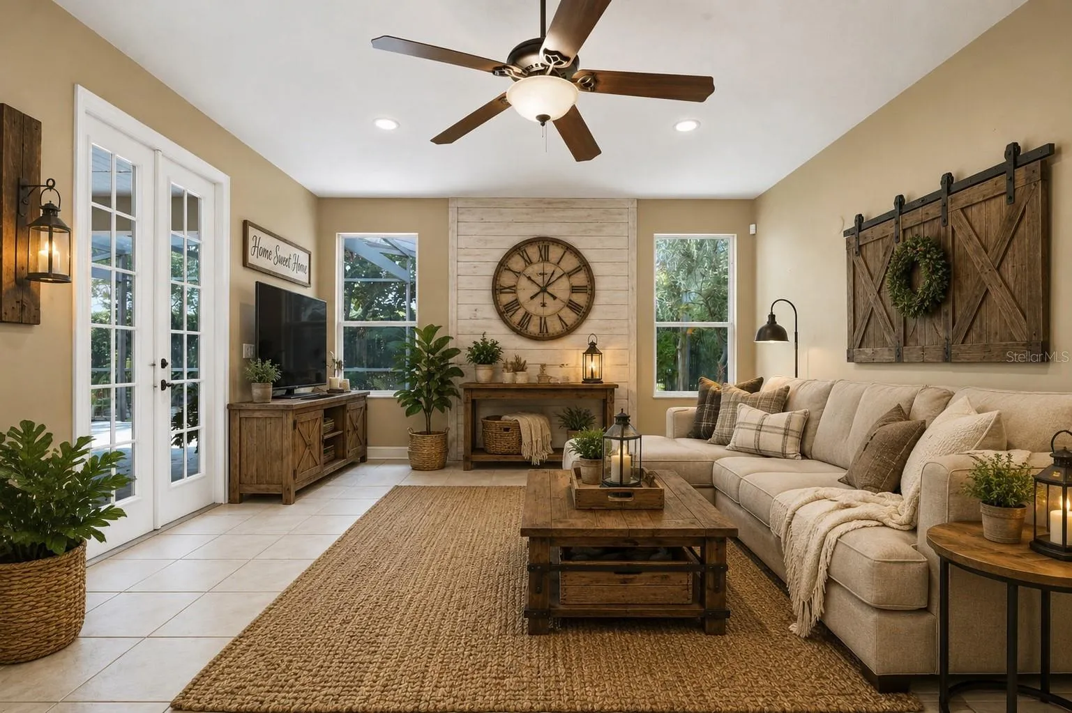 FAMILY ROOM