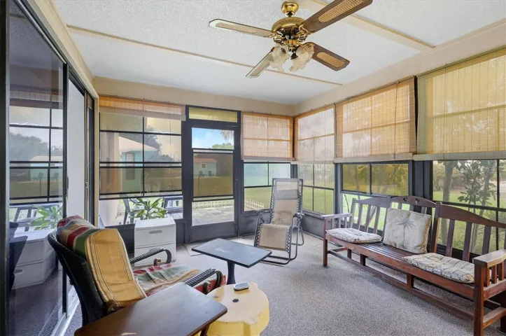 Enclosed lanai