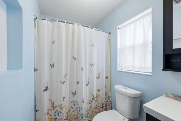 Primary ensuite -tub
