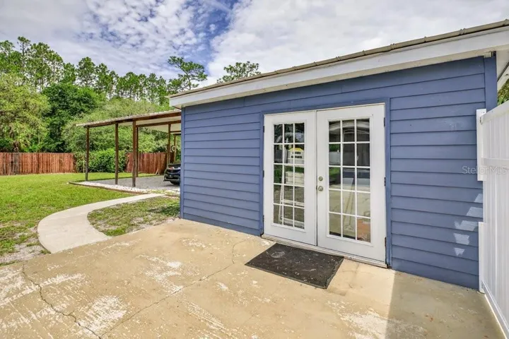 Storage building/workshop.