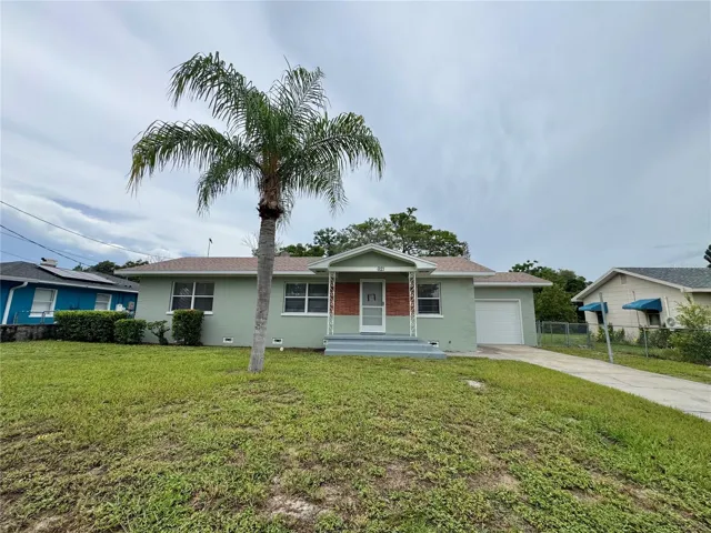 Welcome Home with a brand new roof!