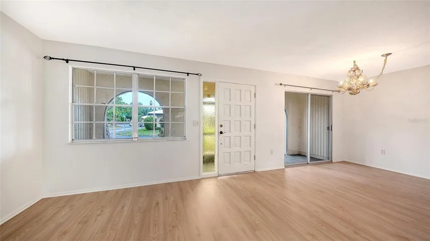 An open entrance with plenty of light.