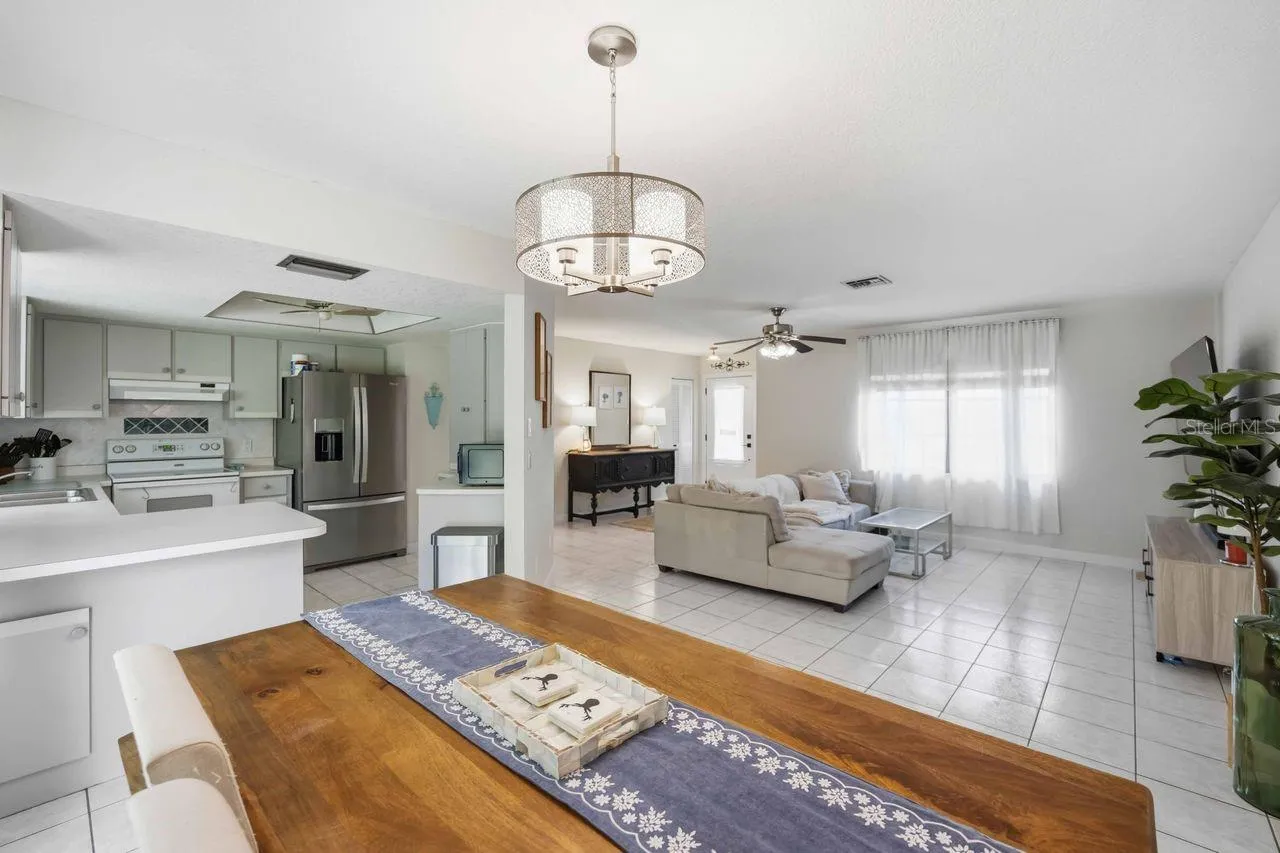 Open floor plan, eat in kitchen with view to living room