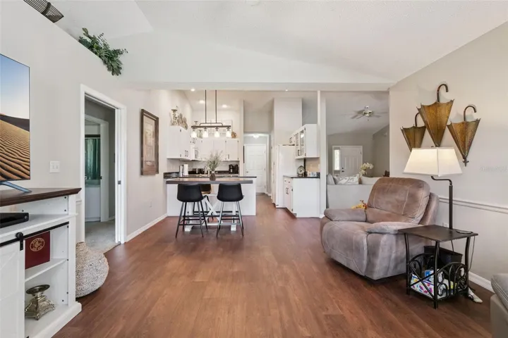 Vaulted Ceilings and Decorative Planter Shelf