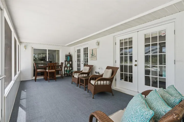 Very Spacious Lanai