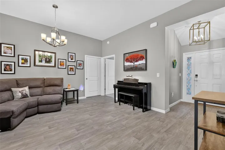 Dining Room (currently used as sitting area)