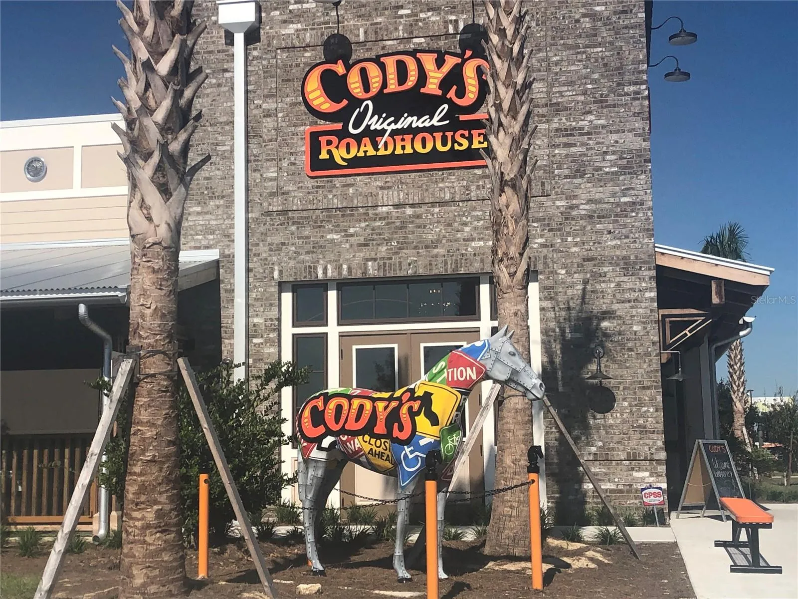Restaurants nearby