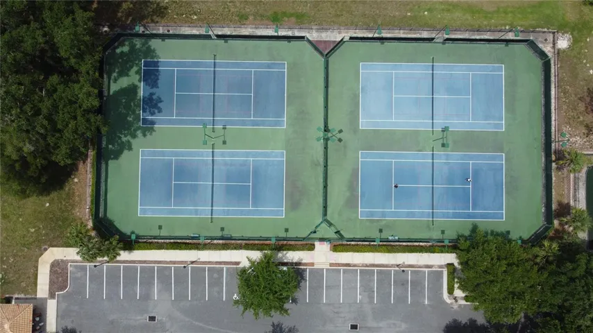 Community Tennis Courts