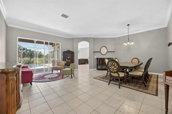Family / Dining Room View