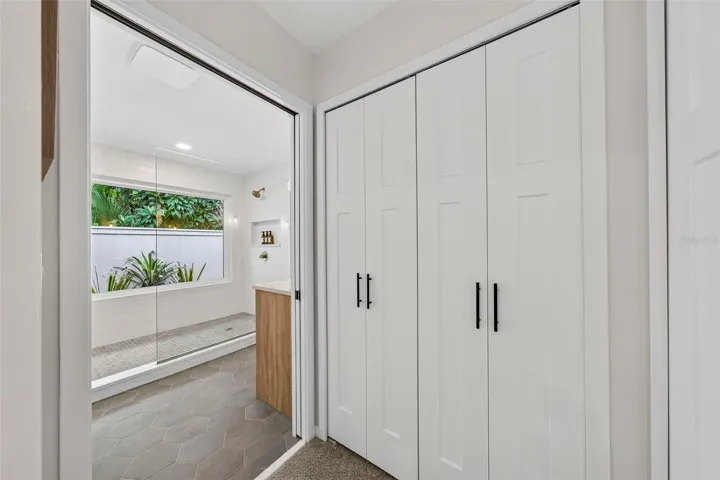 Owners suite with walk in closet