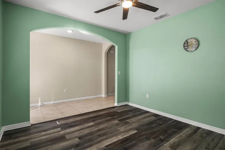 Lots of flexibility for what you do with this space.