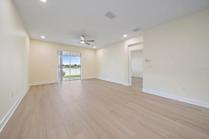 Living room - 1st floor