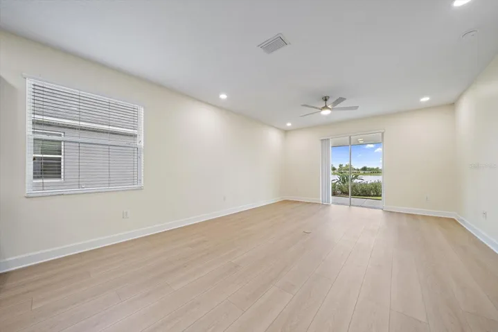 Living room - 1st floor