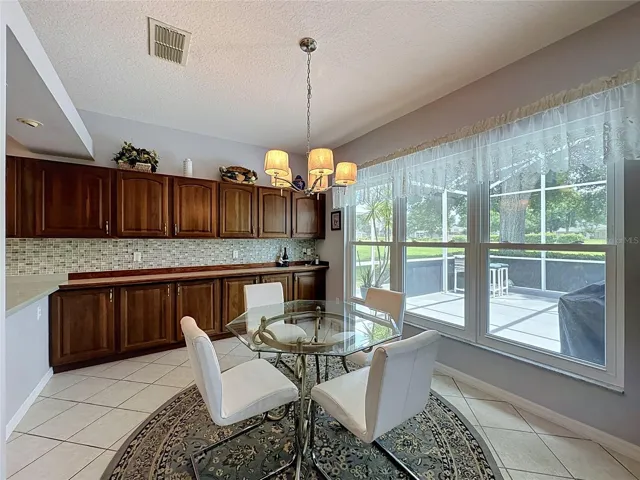 Breakfast Nook