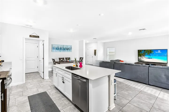 Kitchen/Living Room