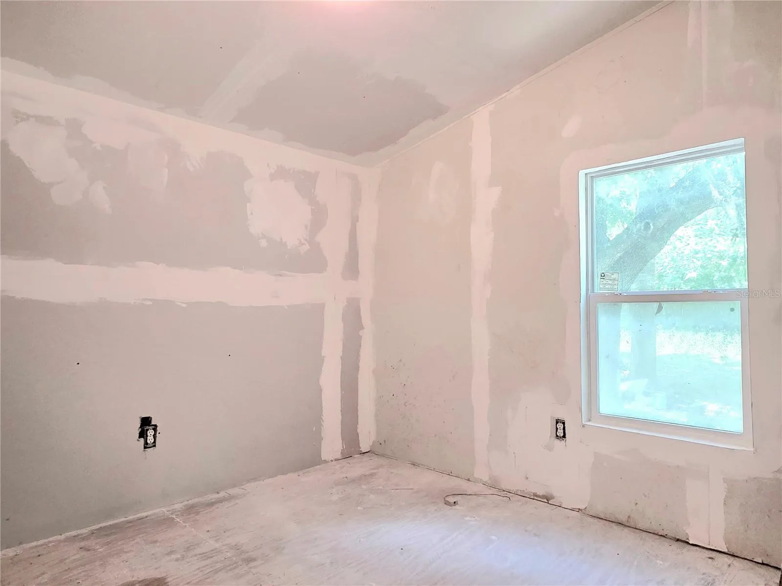 Fourth bedroom.