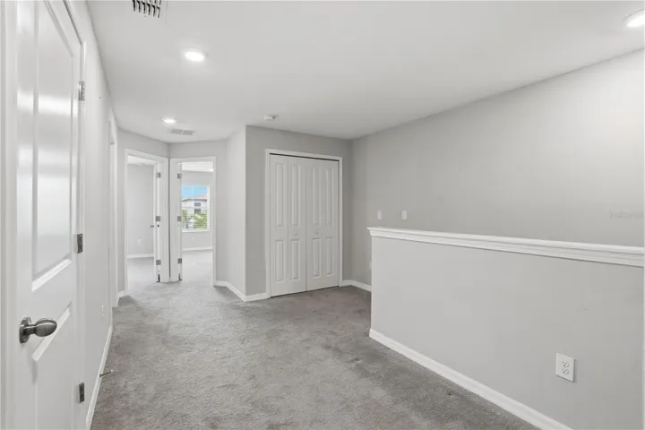 Landing/Loft