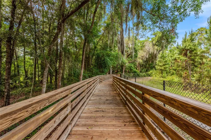The trails at Thornby Park