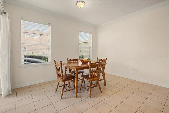 Oversized breakfast nook