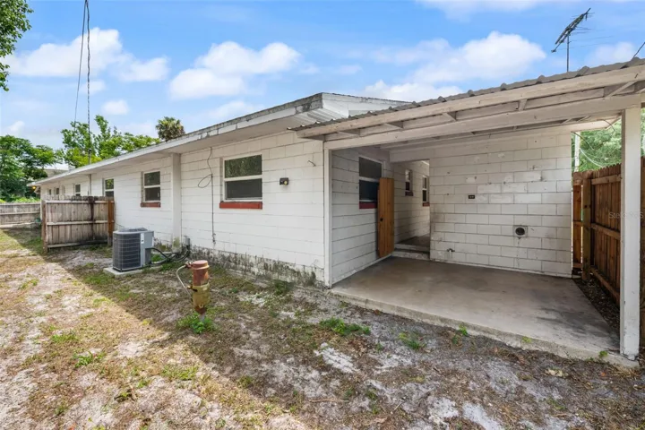 Unit 2 (2 Bedroom 1 Bathroom)