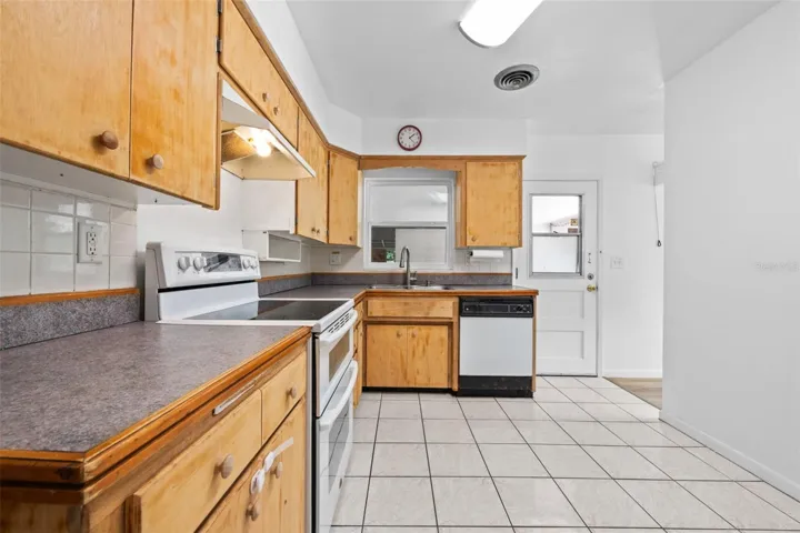 Unit 1 (3 Bedroom, 2 Bathroom Unit)