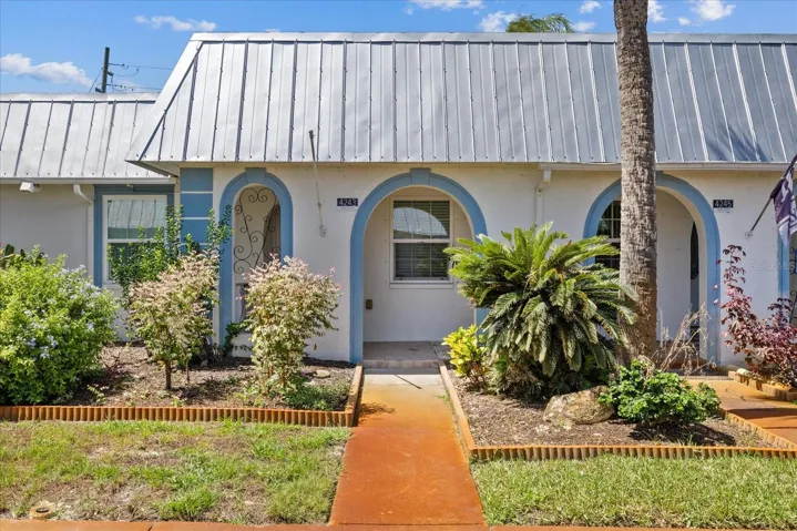 Front entryway from car port