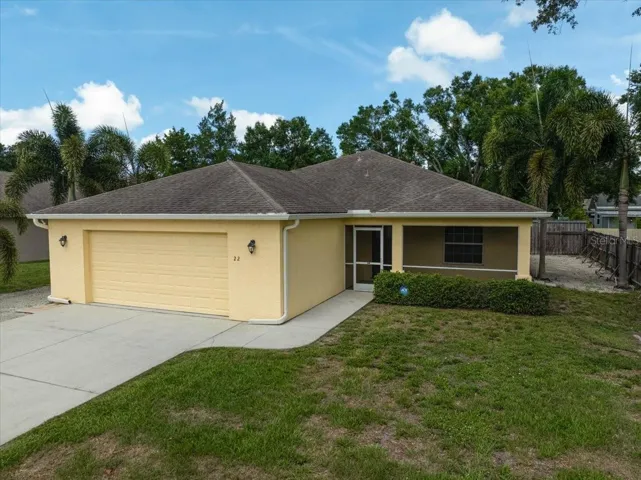 3/2/den with two car garage