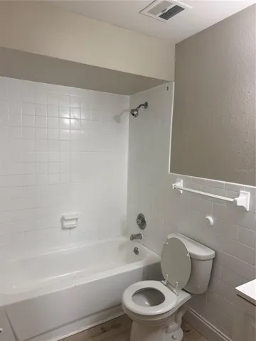 2nd Bathroom