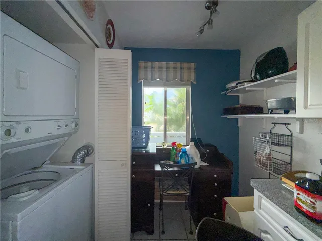 Laundry/Kitchen