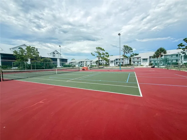 Community Tennis Courts