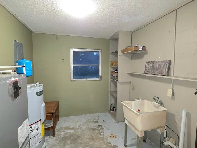 Laundry room with storage