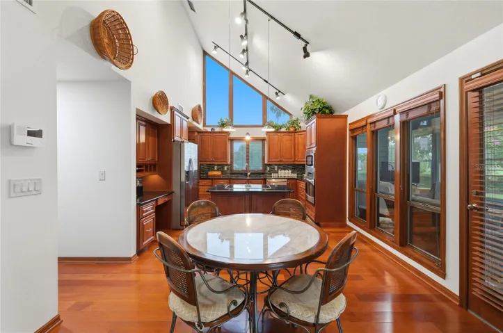 Gorgeous Renovated Kitchen